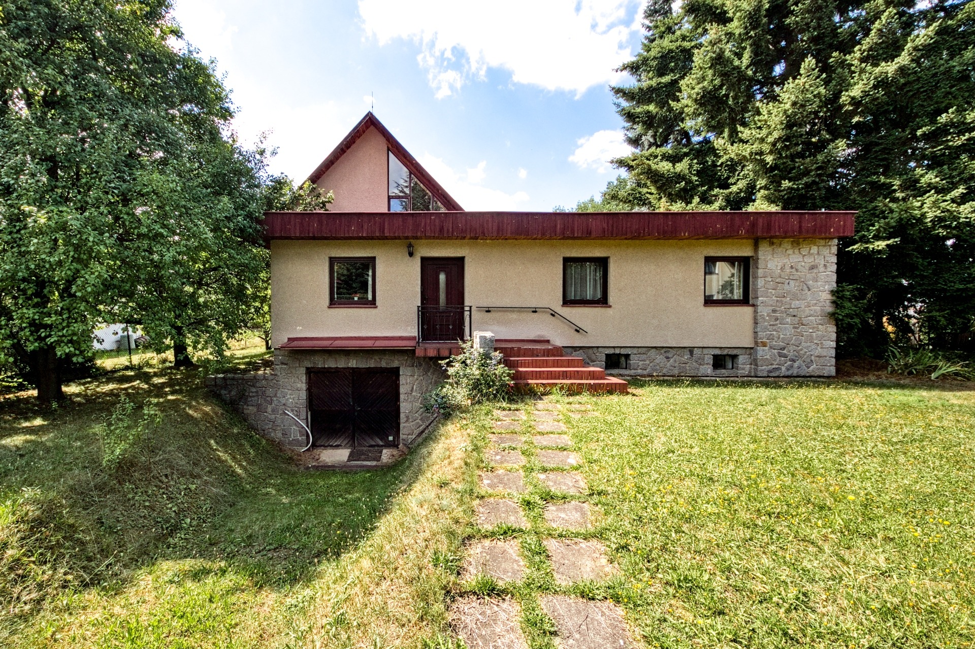 PRODEJ RODINNÉHO DOMU S VELKÝM POTENCIÁLEM K VÝSTAVBĚ – foto 5
