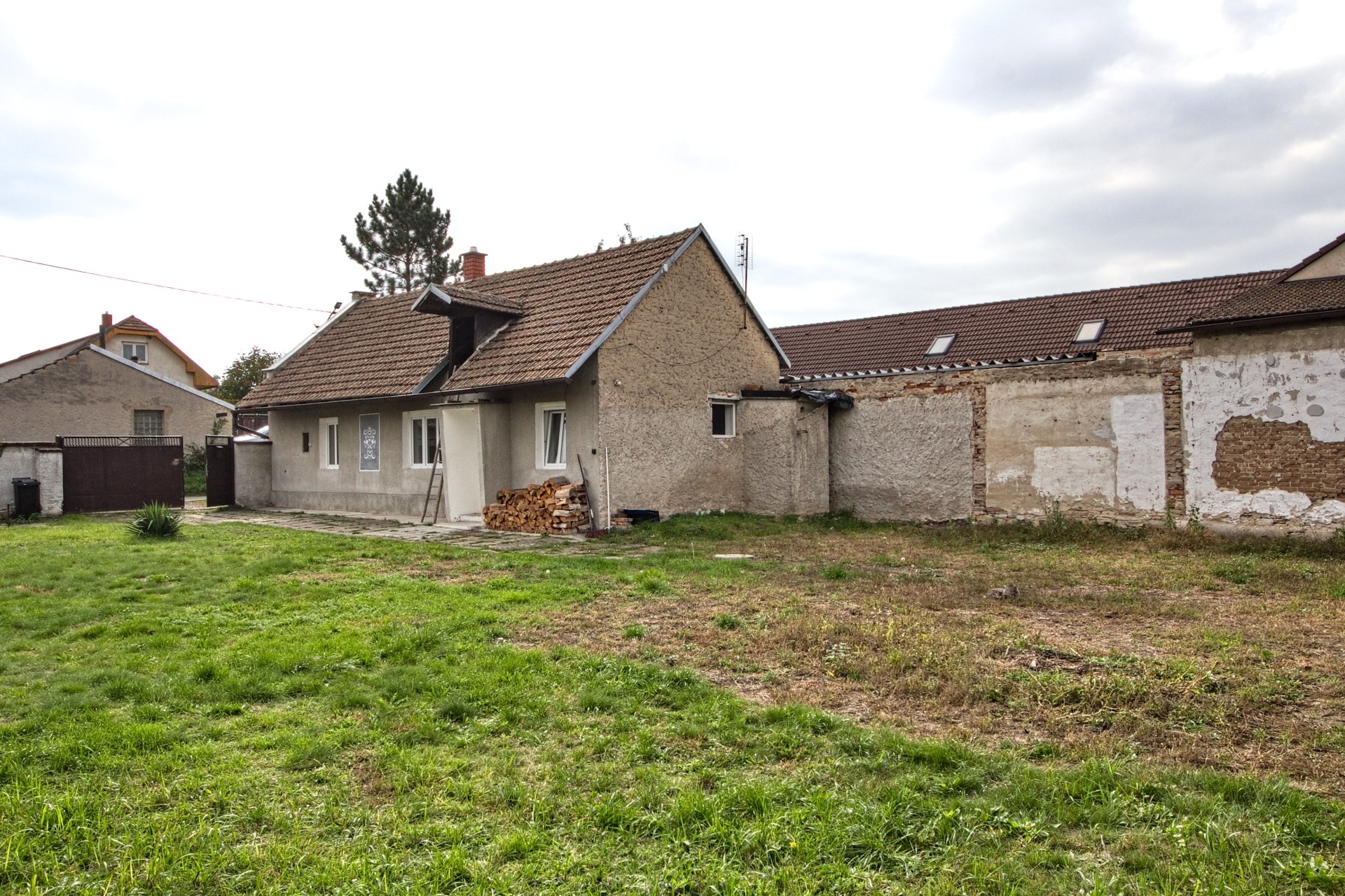 PRODEJ RODINNÉHO DOMU V TUHANI – foto 14