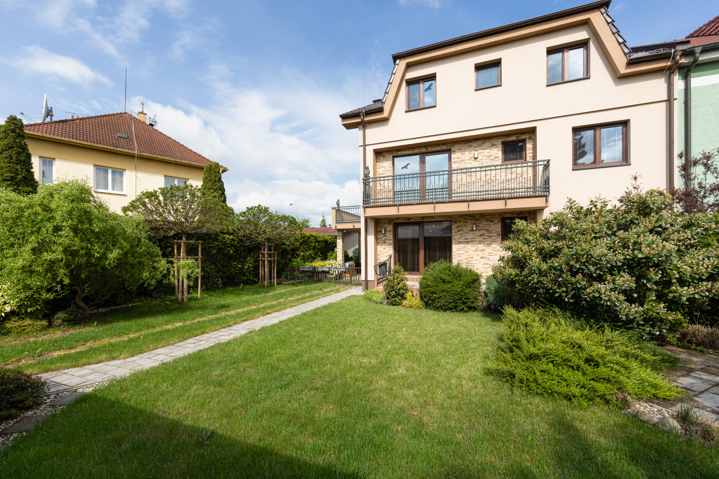 PRODEJ BYTU 3+1 91 m² – foto 2
