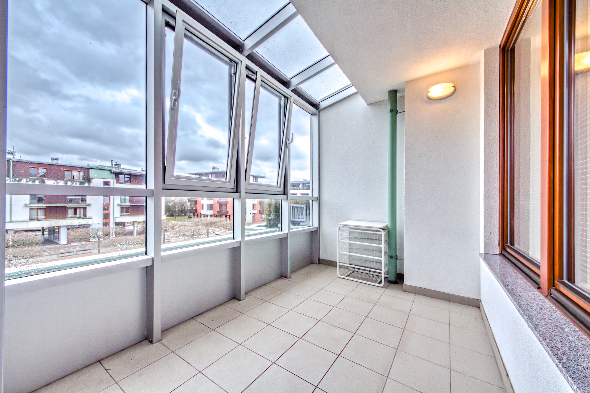 PRONÁJEM SVĚTLÉHO BYTU 2+KK S LODŽIÍ V DOLNÍCH BŘEŽANECH – foto 12