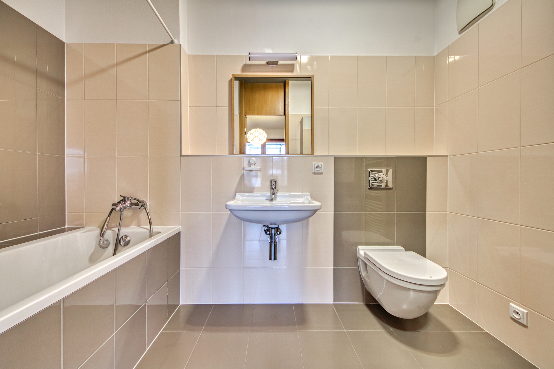 PRONÁJEM SVĚTLÉHO BYTU 2+KK S LODŽIÍ V DOLNÍCH BŘEŽANECH – foto 14